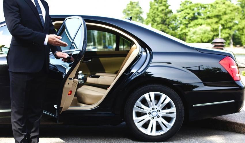 Unparalleled Luxury and Efficiency: VIP Limo Services, Corporate Limo Solutions, and the Best Limousine Service in Singapore